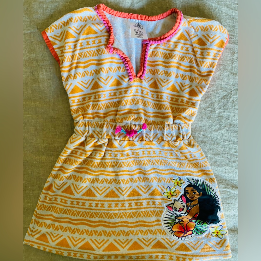 Moana Disney cover up Size 3T
